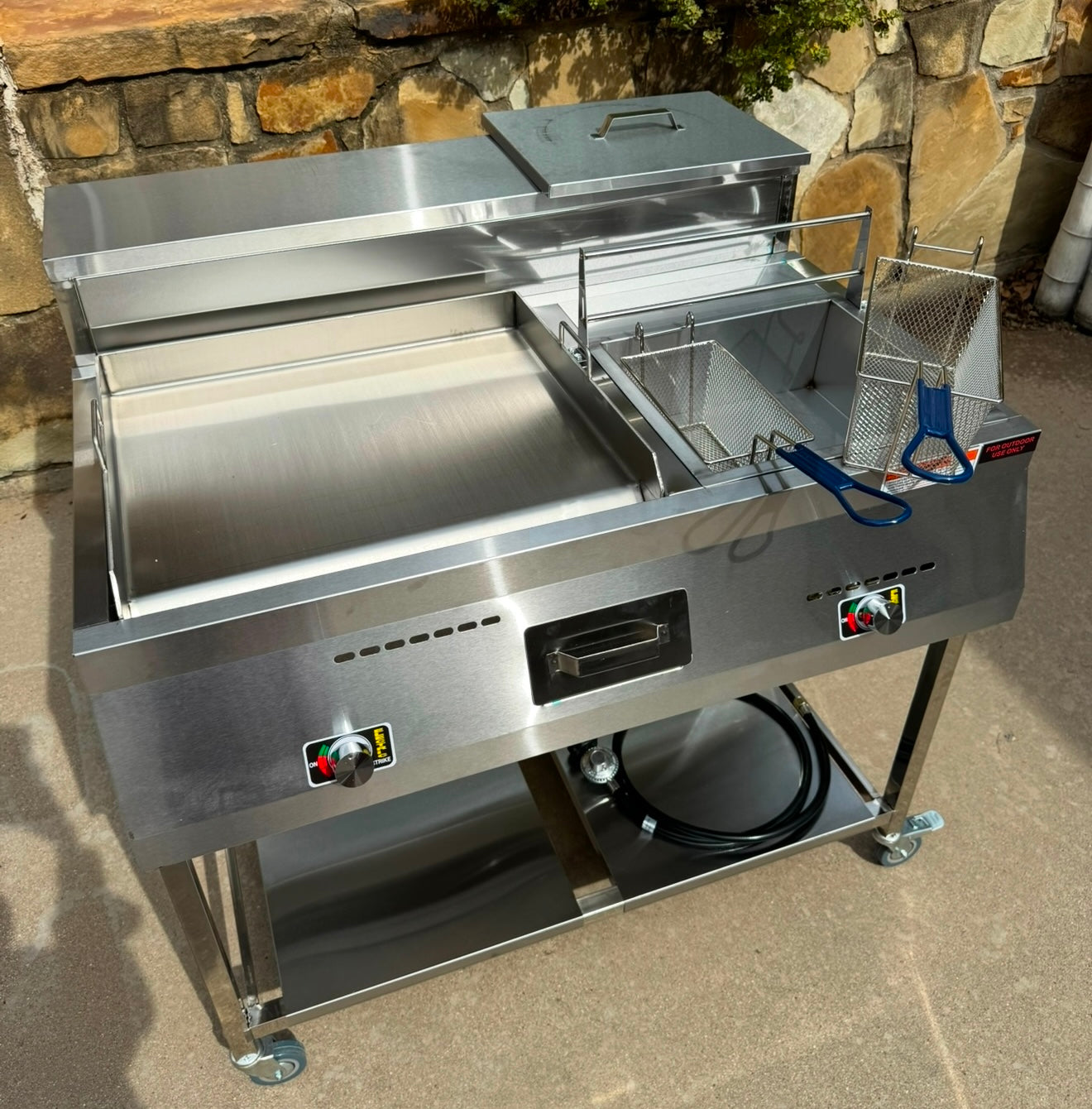 20” Griddle Cart with 3.5 Gallon 30lb Fryer Station